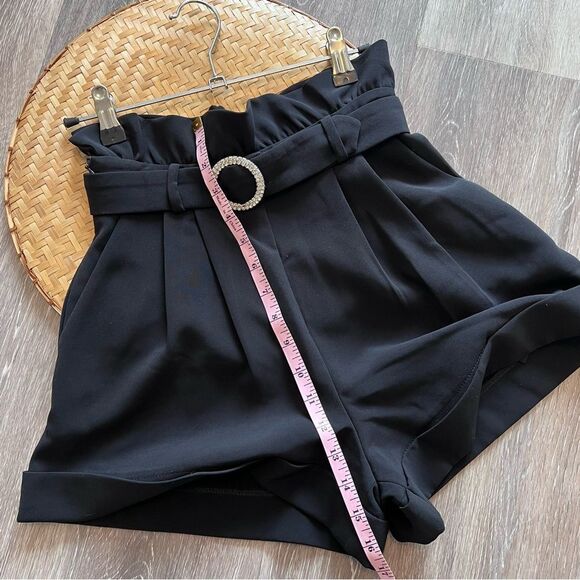 J.ing black high Rise paper bag waist shorts‎ - Picture 5 of 8